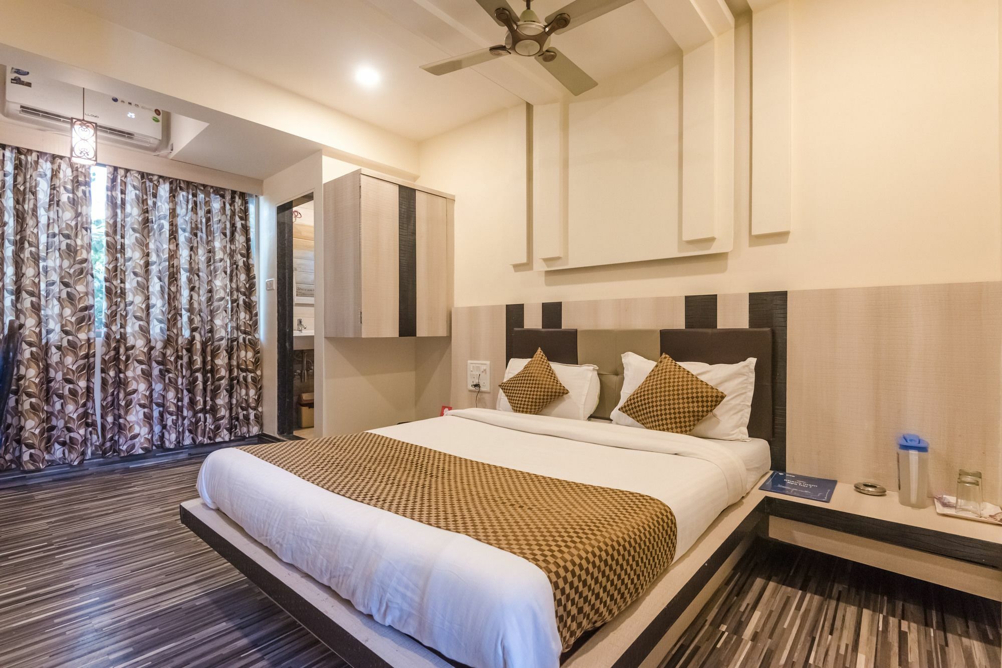 Hotel O Rana Residency Near Western Express Highway Metro Station Mumbai Exterior photo