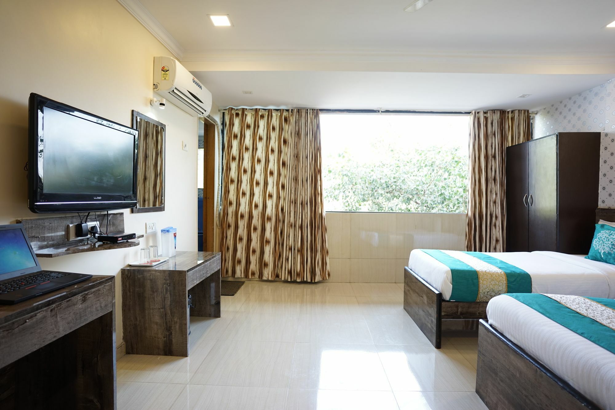 Hotel O Rana Residency Near Western Express Highway Metro Station Mumbai Exterior photo